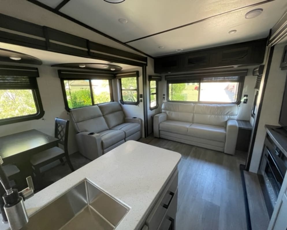 2021 Crossroads RV Cruiser Aire available for rent in Phoenix Arizona