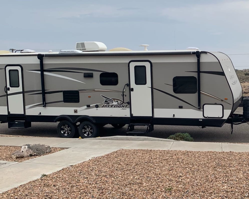 2017 Jayco Jay Flight Travel Trailer for rent in Albuquerque New Mexico