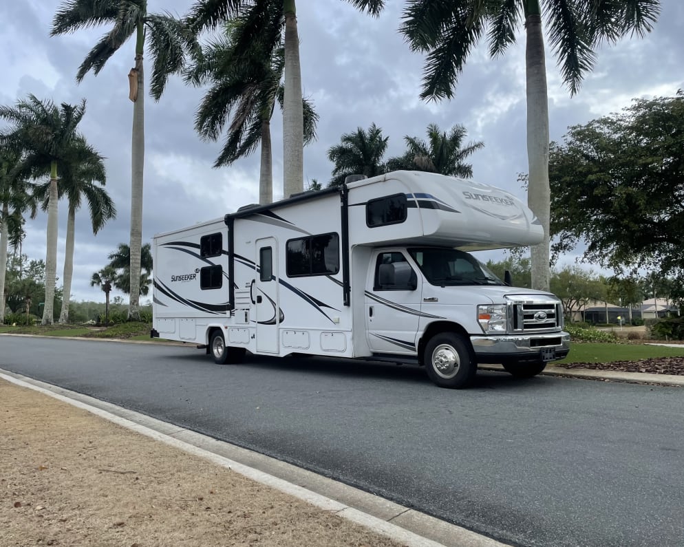 2019 Forest River Sunseeker LE available for rent in Orland Park Illinois