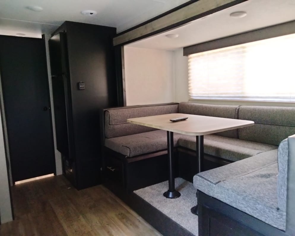 2021 Fifth Wheel RV for Rent in Sarasota, Florida