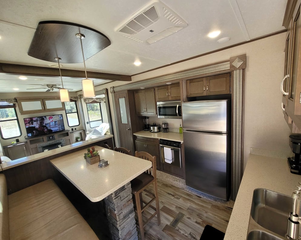 2019 Travel Trailer RV for Rent in Citrus Springs, Florida