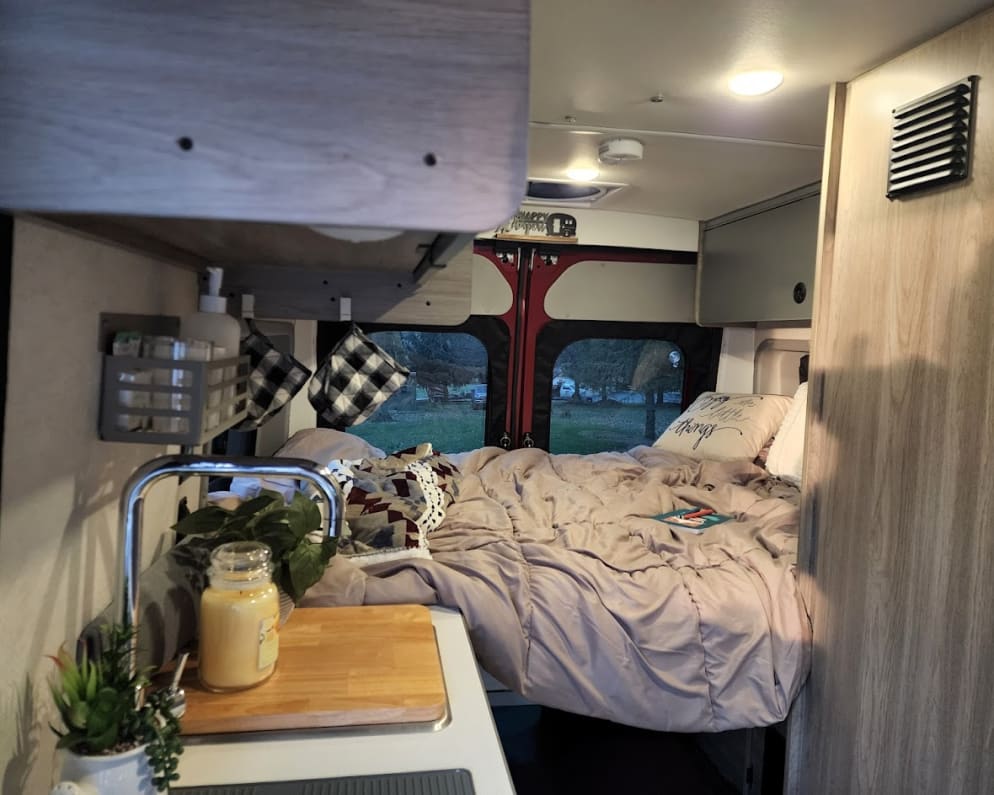 2022 Winnebago Solis Class B for rent in Leesport Pennsylvania
