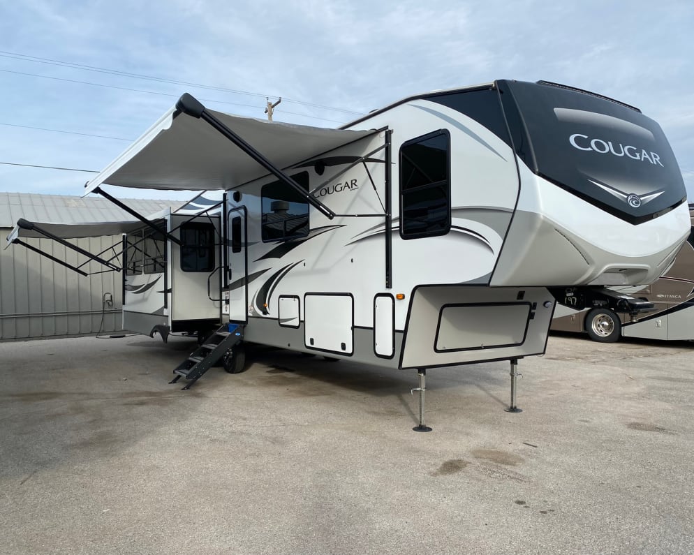 2020 Fifth Wheel RV for Rent in Wisner, Nebraska