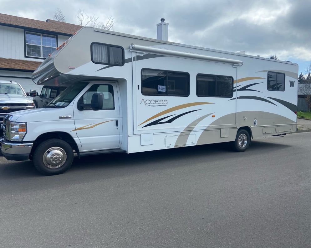 2010 Class C RV for Rent in Eugene, Oregon
