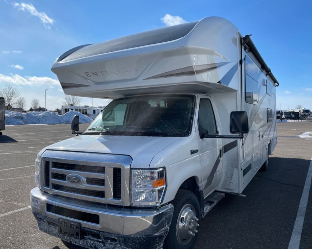 2022 entegra odyssey 31F