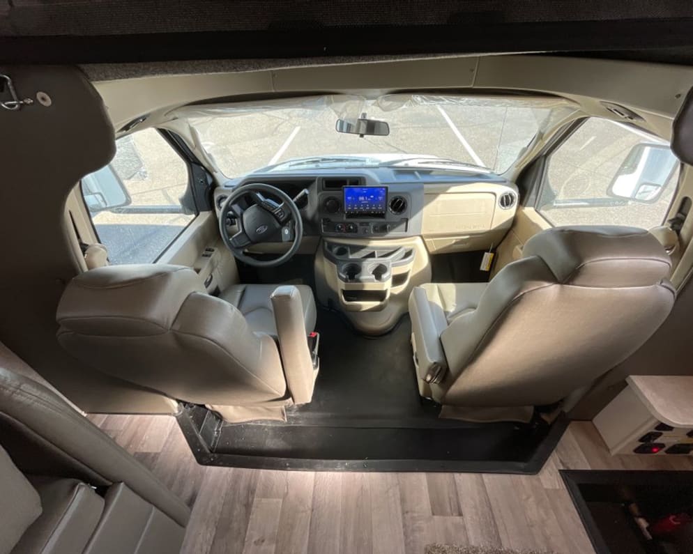2022 entegra odyssey 31F Class C for rent in Monroe Tennessee