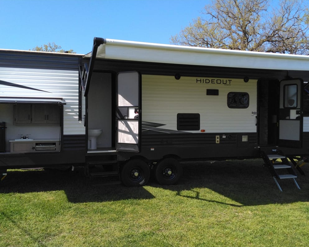 2 entry doors and large awning