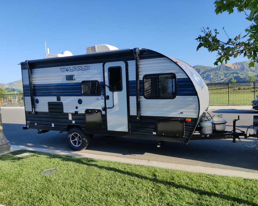 2022 Toy Hauler RV for Rent in Fillmore, California