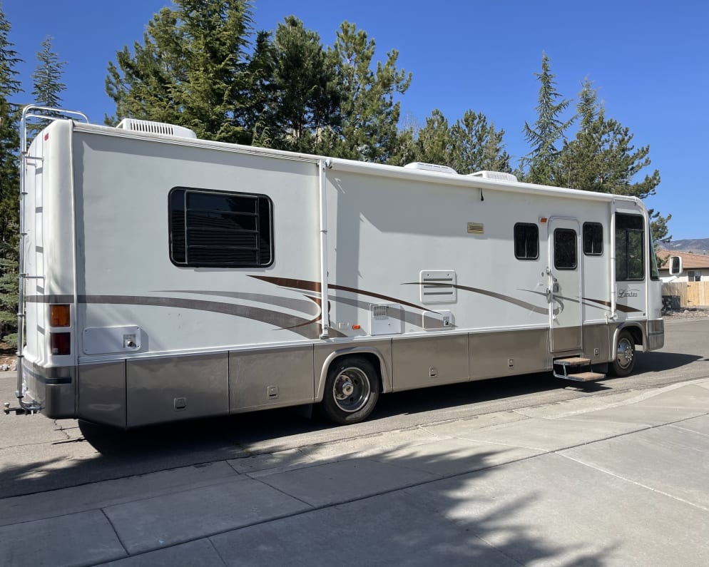 2002 Georgie Boy Landau available for rent in Reno Nevada