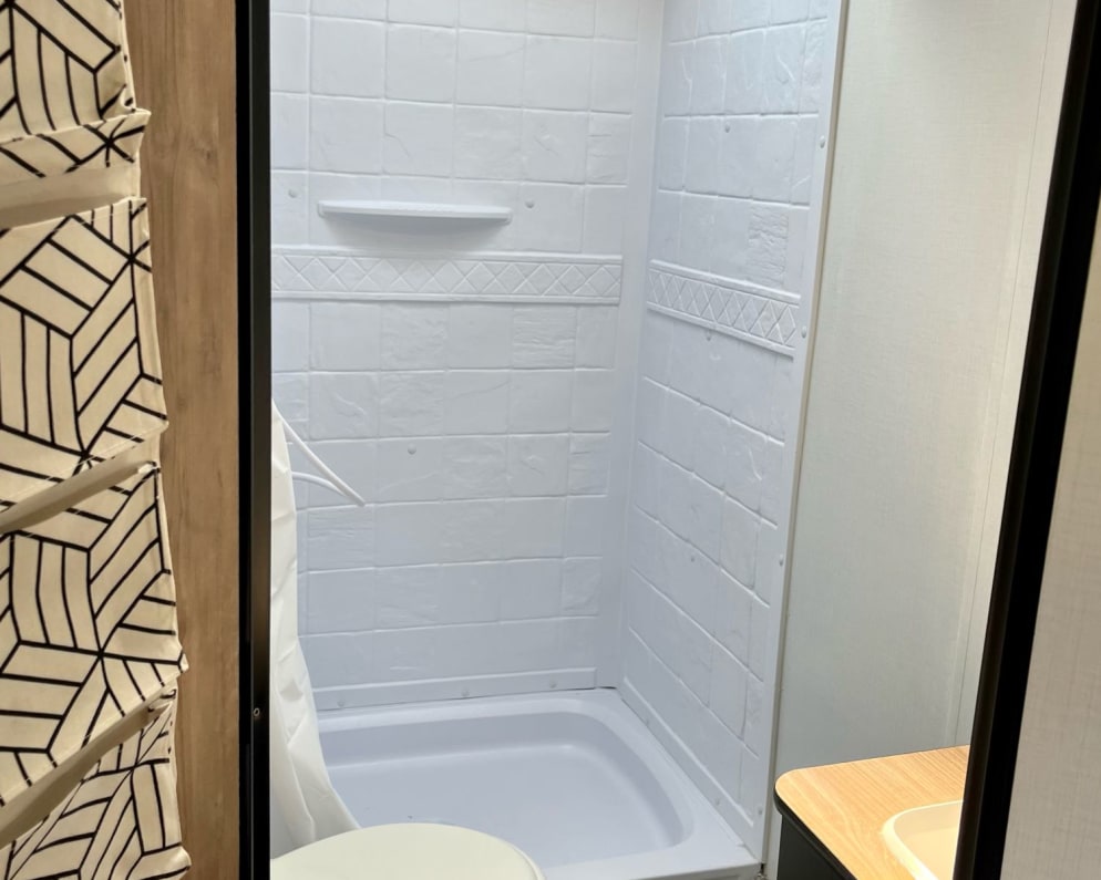 2022 251bh  by Springdale for rent in 89423