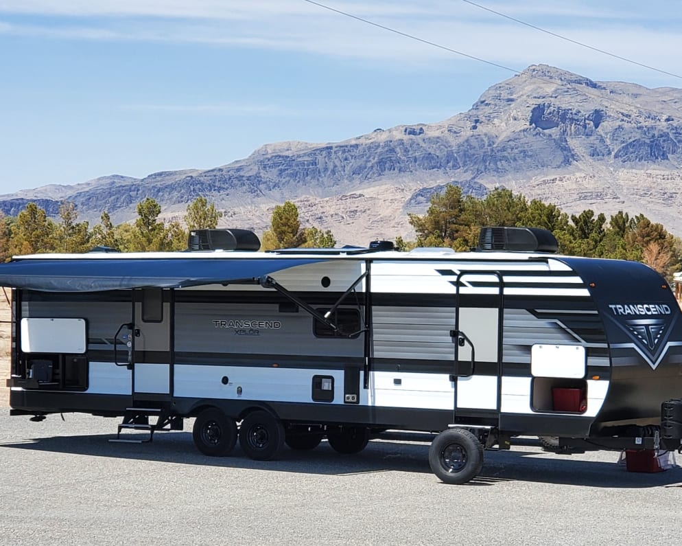 2022 Grand Design Transcend 321BH