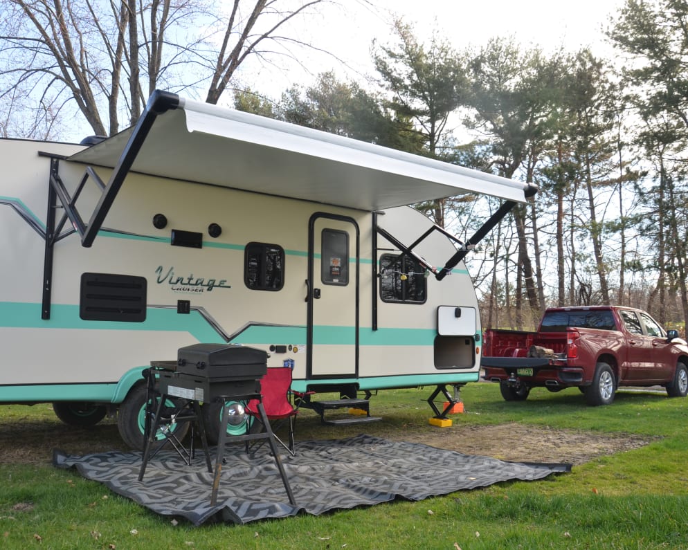 2022 Gulf Stream Vintage Cruiser 23 QBS available for rent in Milton Vermont