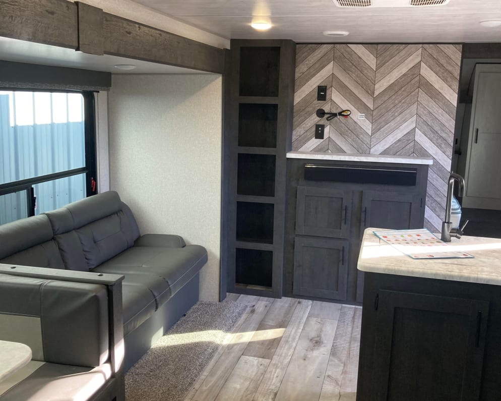 2021 kz SE 271 available for rent in New Paris Ohio