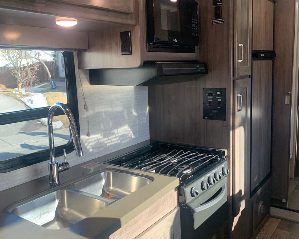 2020 Minnie Winnie  by Winnebago for rent in 99504