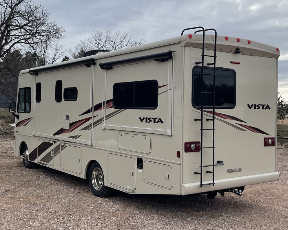 2018 Vista  by Winnebago for rent in 57783