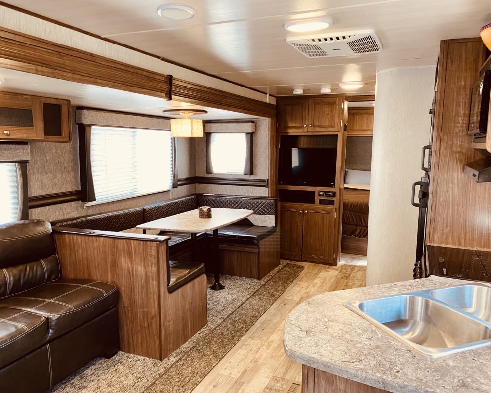 Travel Trailer RV for Rent in Johnstown, New York