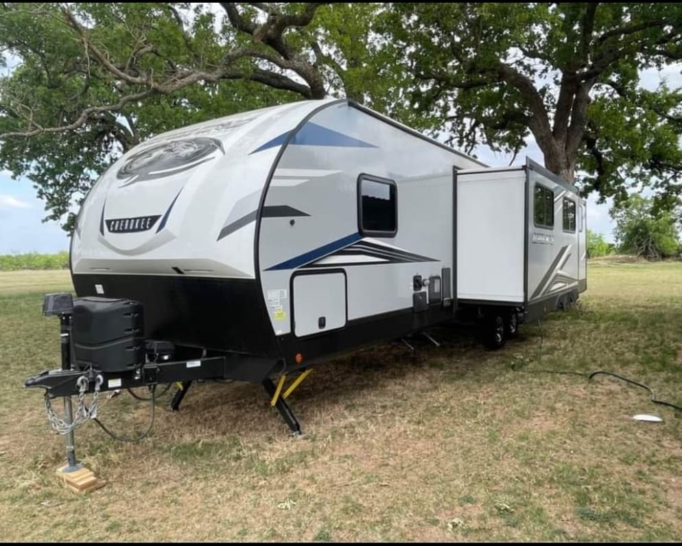 2021 Cherokee Alpha Wolf  by Forest River for rent in 76802