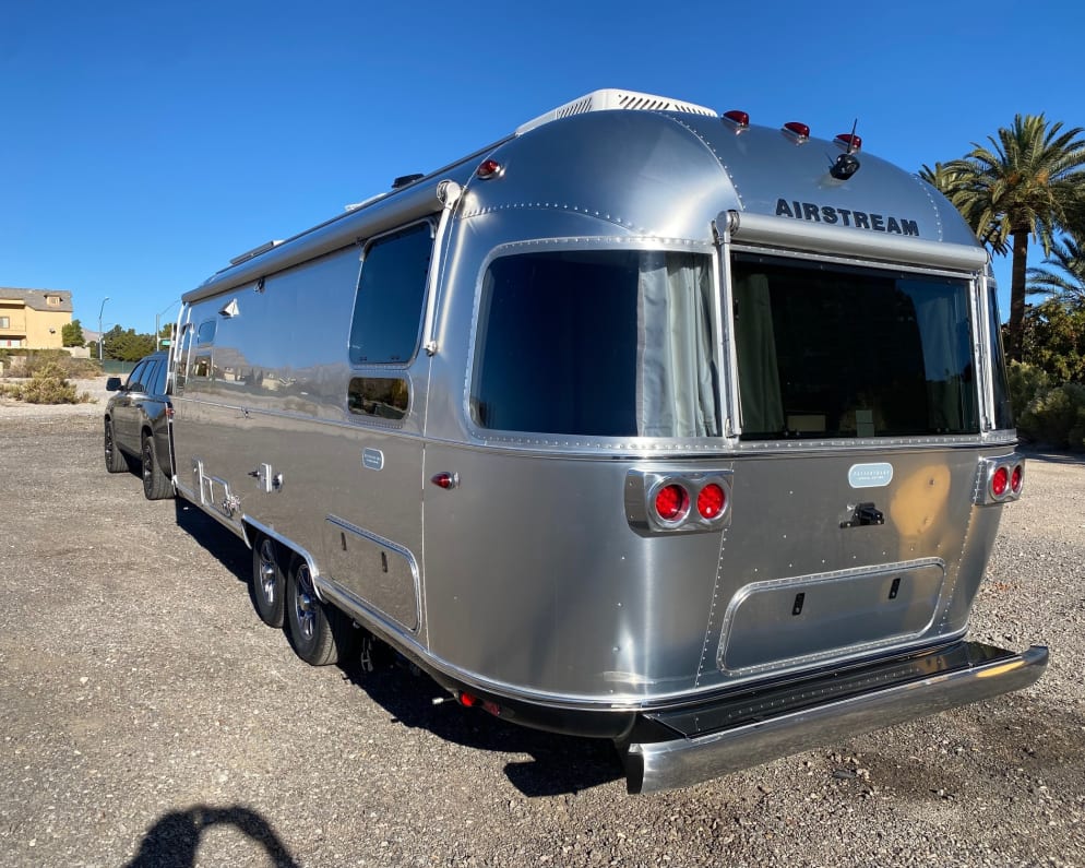 2022 Class B RV for Rent in Joshua tree, California - RVUSA.com