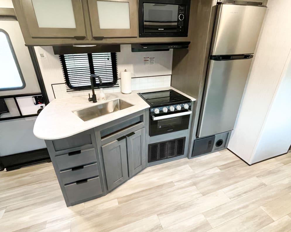 2022 MGP 3100BH  by Cruiser RV for rent in 36079