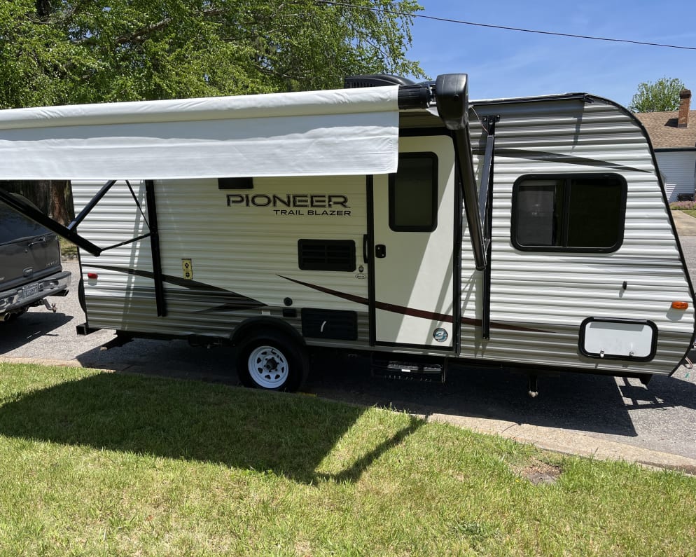 2019 Heartland RVs Pioneer