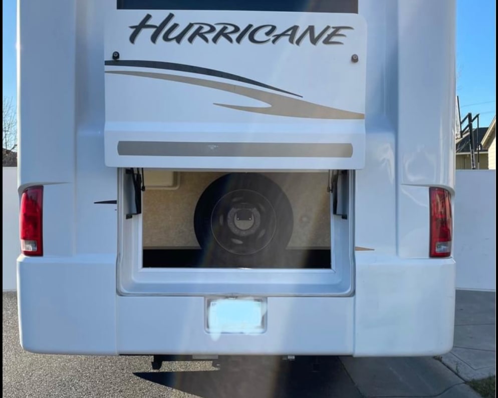 2011 Four Winds Hurricane Class A for rent in Reno Nevada