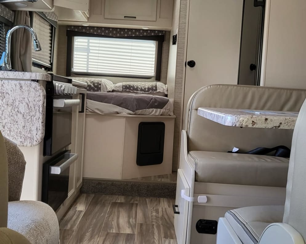 2022 Freedom Elite  by Ford for rent in 75032