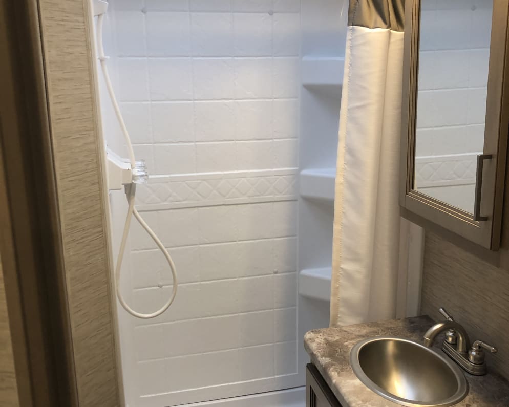2022 Four Winds  by Thor for rent in 75228