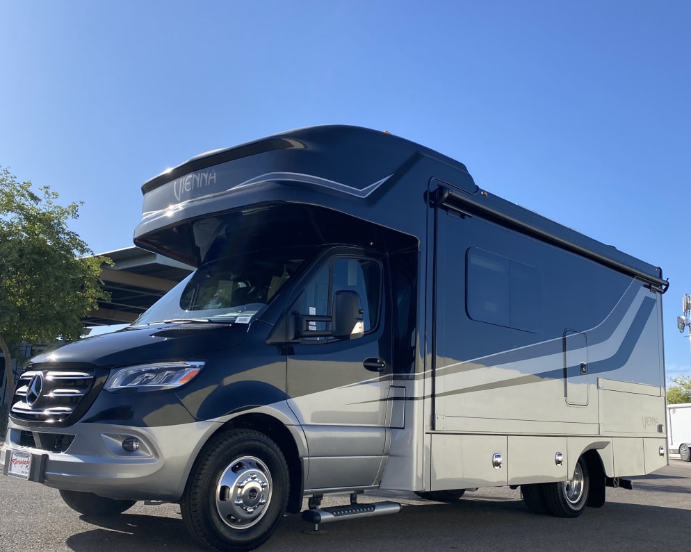 2022 Class C RV for Rent in Flagstaff, Arizona