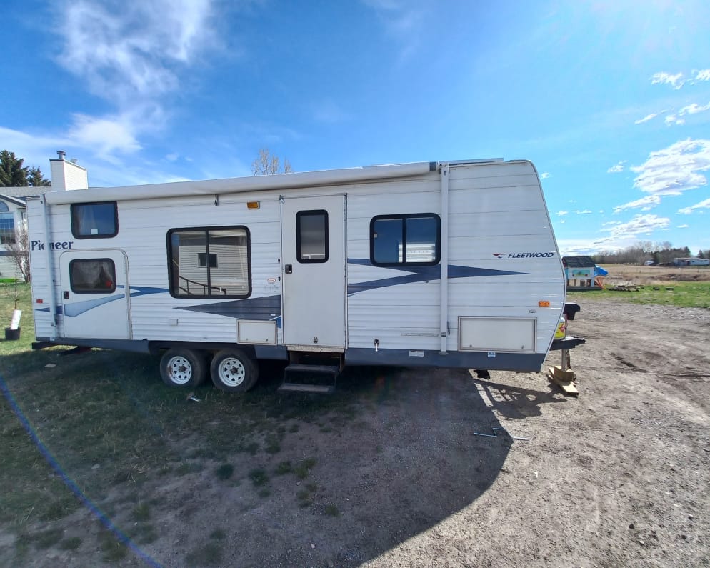 2005 Fleetwood 240bh