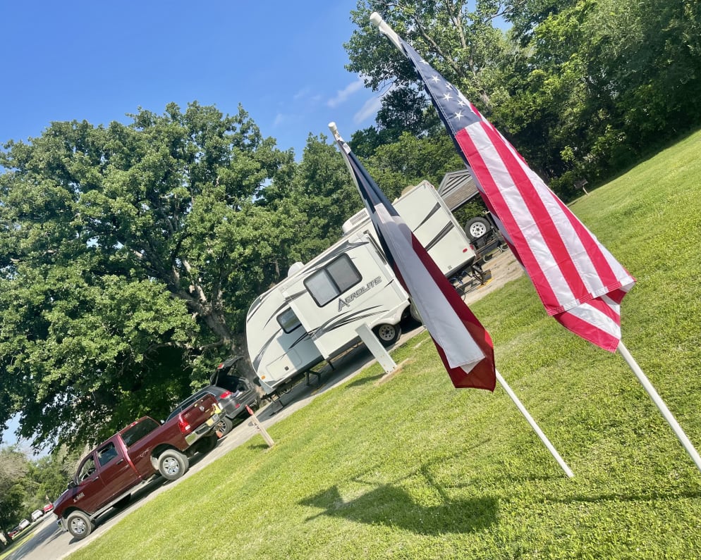 2011 Travel Trailer RV for Rent in Rhome, Texas