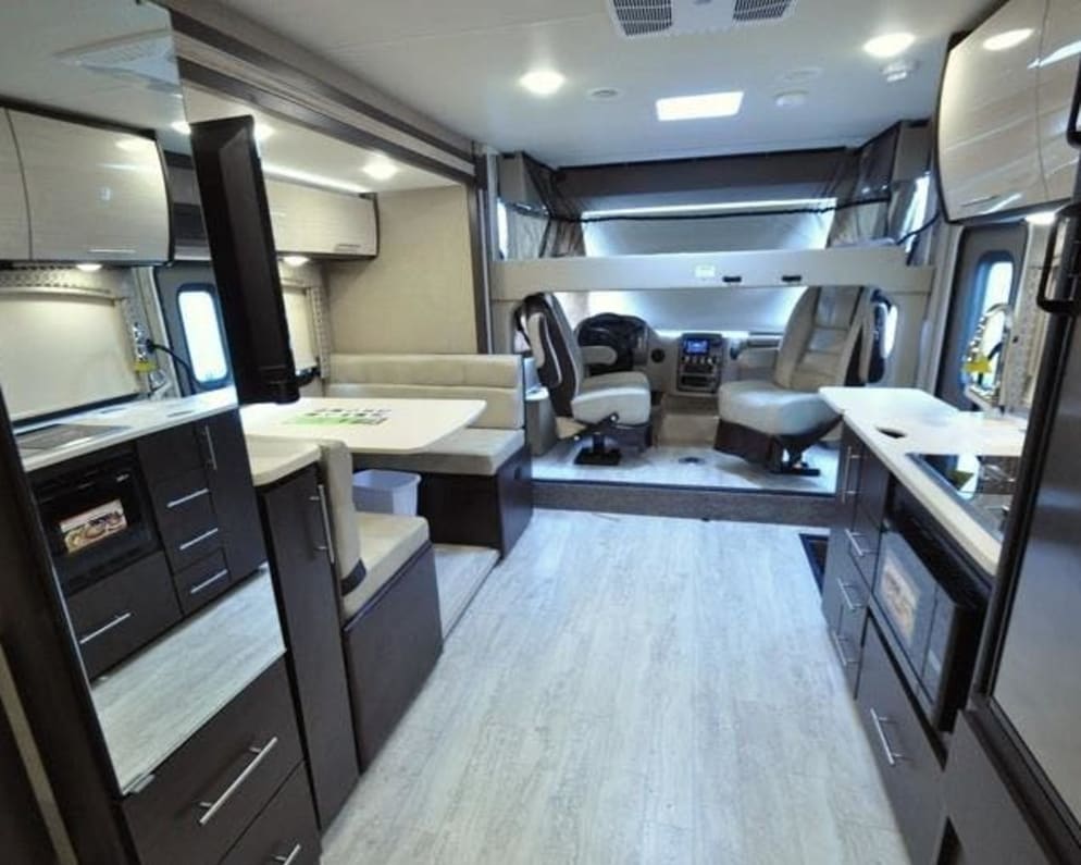 Class A RV for Rent in Spanaway, Washington