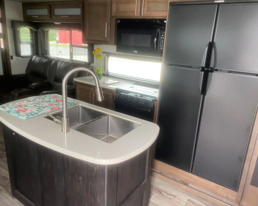 2019 Cougar  by Keystone RV for rent in 63031
