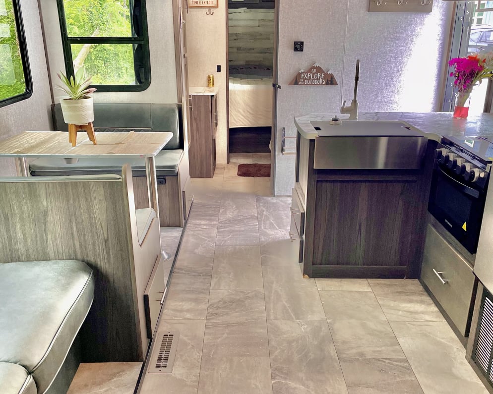 2021 Dutchmen Kodiak Ultra Lite Travel Trailer for rent in Knoxville Tennessee