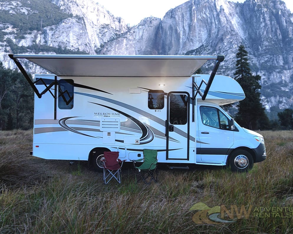 2021 Class C RV for Rent in Lynnwood, Washington