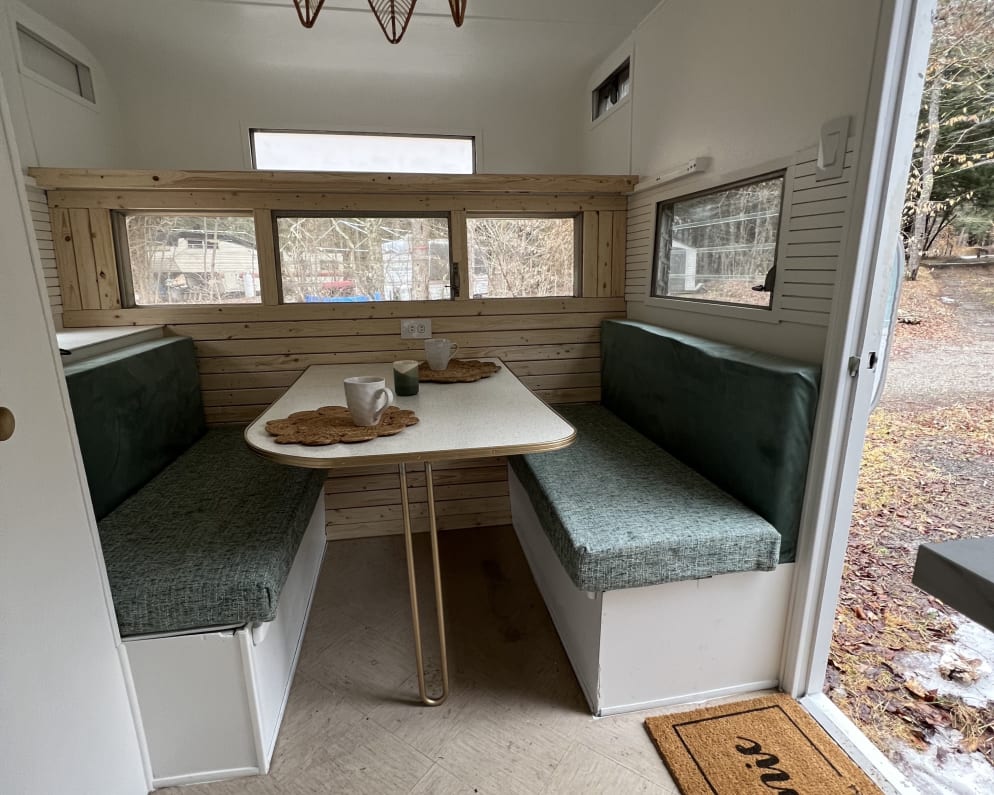 1964 Travel Trailer RV for Rent in Livingston Manor, New York