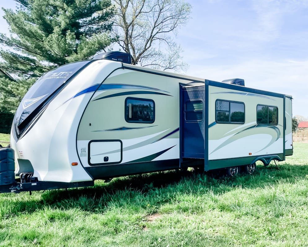 2017 Travel Trailer RV for Rent in Somerset, Kentucky