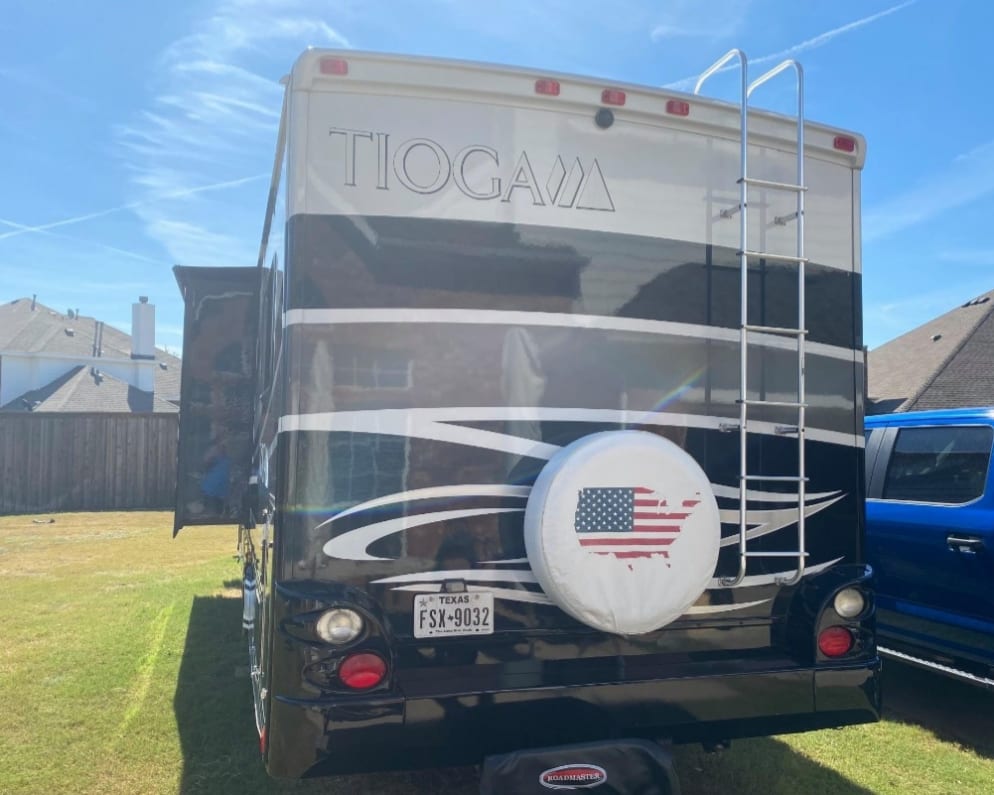 2012 Tioga Tioga Motorhome Class C for rent in Lockhart Texas