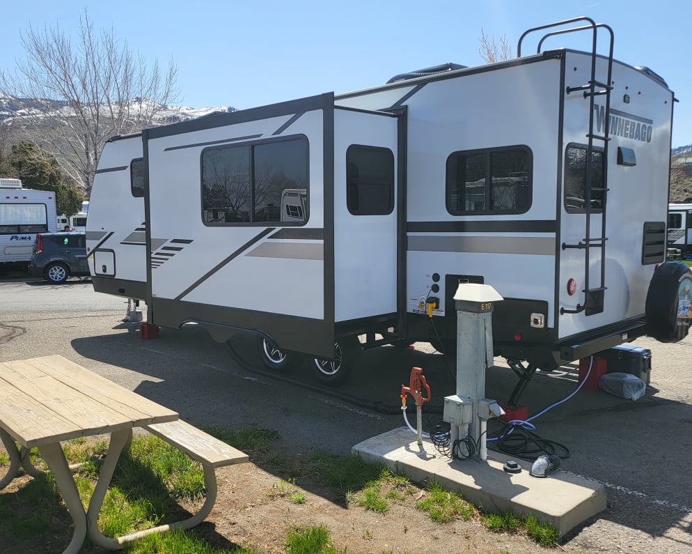 2022 Winnebago Minnie Winnie available for rent in Mound House Nevada