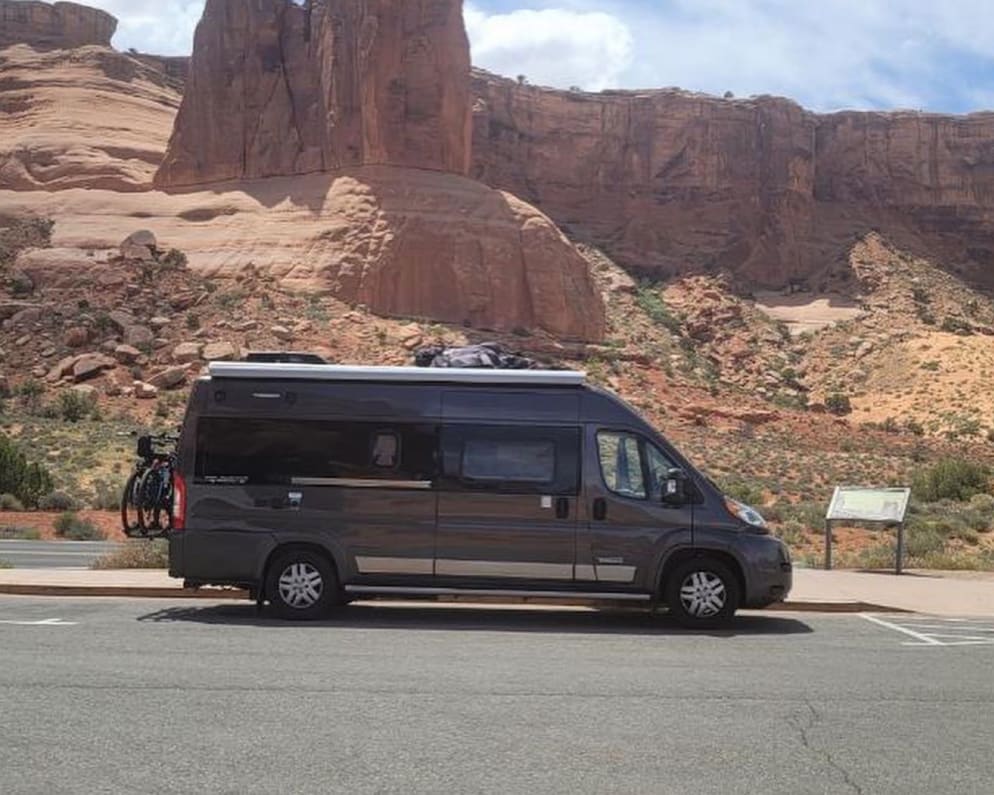 2019 Class B RV for Rent in Costa Mesa, California - RVUSA.com