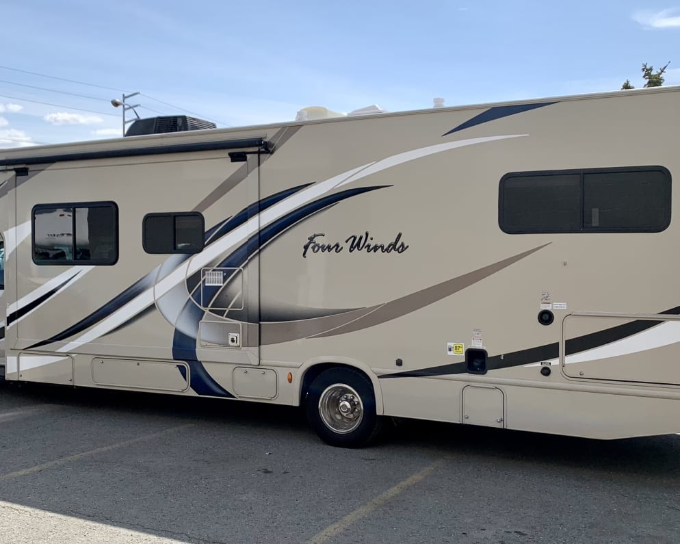 2018 Thor Motor Coach Four Winds