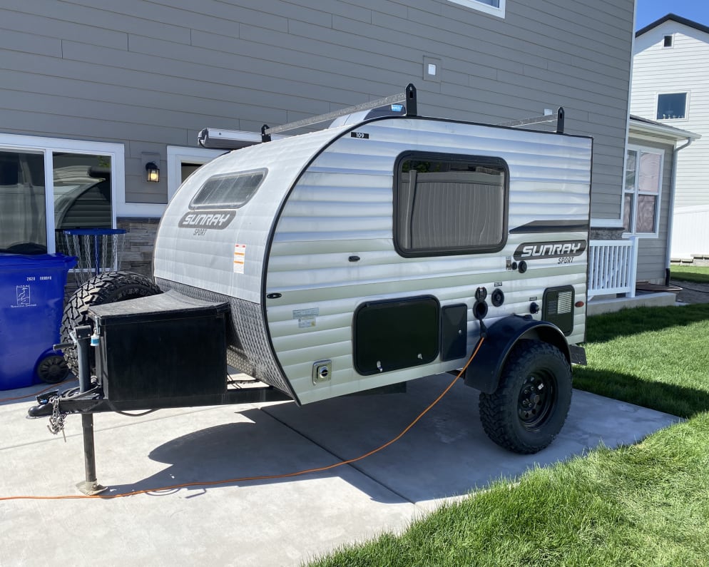2020 Sunset Park RV SunRay Travel Trailer for rent in Saratoga Springs Utah