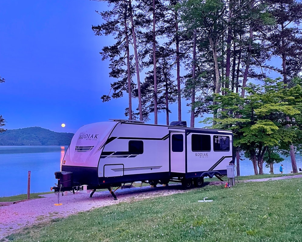 2021 Dutchmen Kodiak Ultra Lite