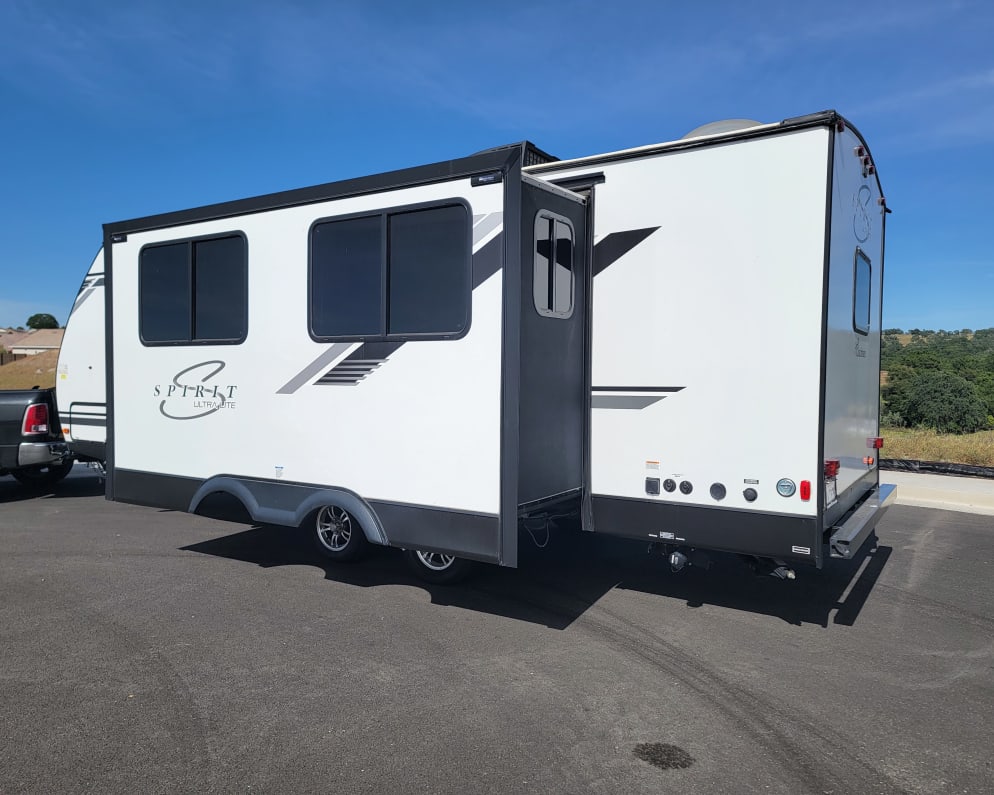 2021 Spirit Ultra Lite  by Coachmen for rent in 96150