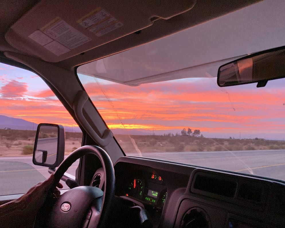 2020 Thor Four Winds Class C for rent in Palmdale California