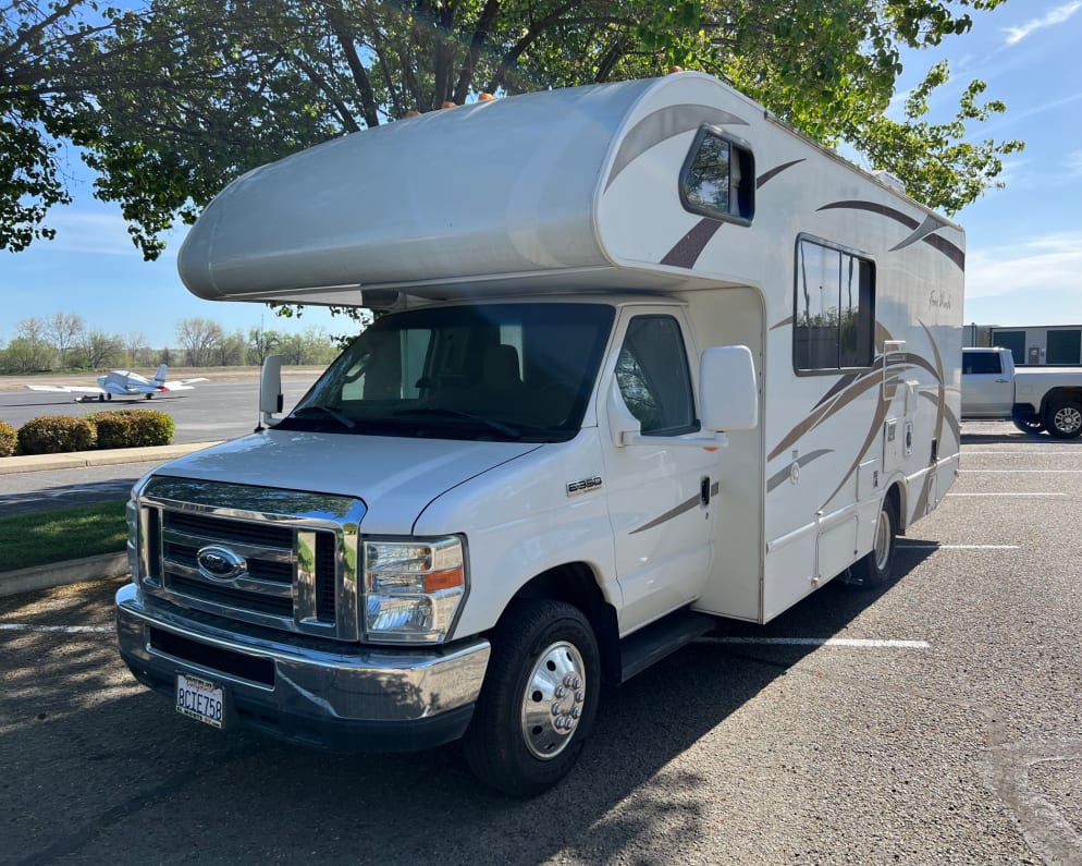 2013 Thor Four Winds available for rent in Sacramento California