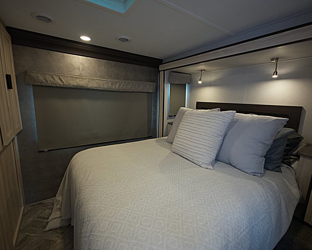 2022 Sunseeker  by Forest River for rent in 45066