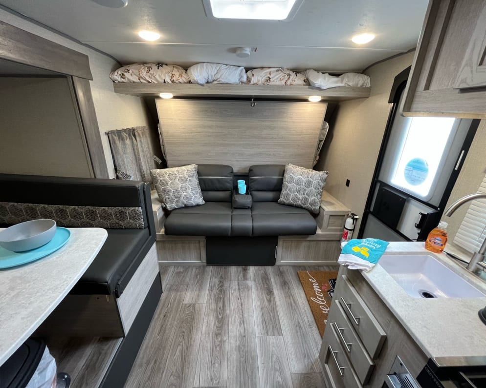 2022 Catalina Summit Series 7  by Coachmen for rent in 37090