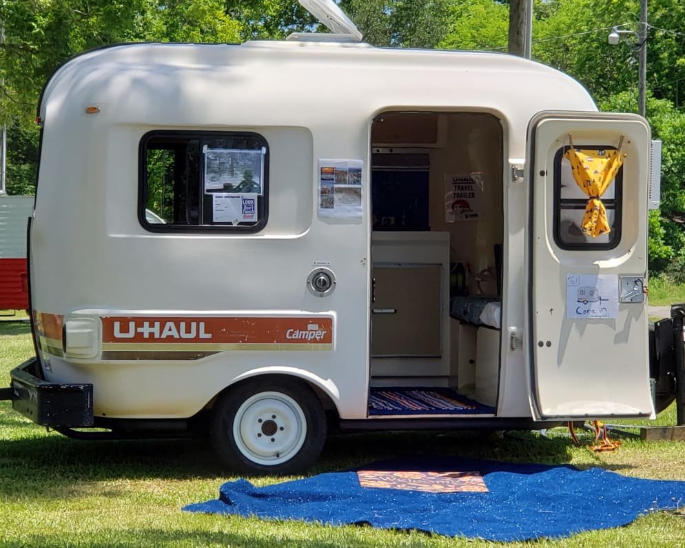 Second place camper charity angers car show Washington