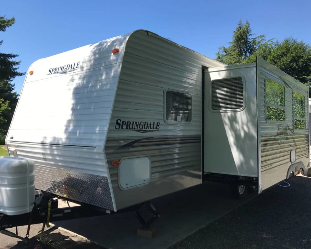 2006 Keystone RV Springdale Travel Trailer for rent in Beaverton Oregon