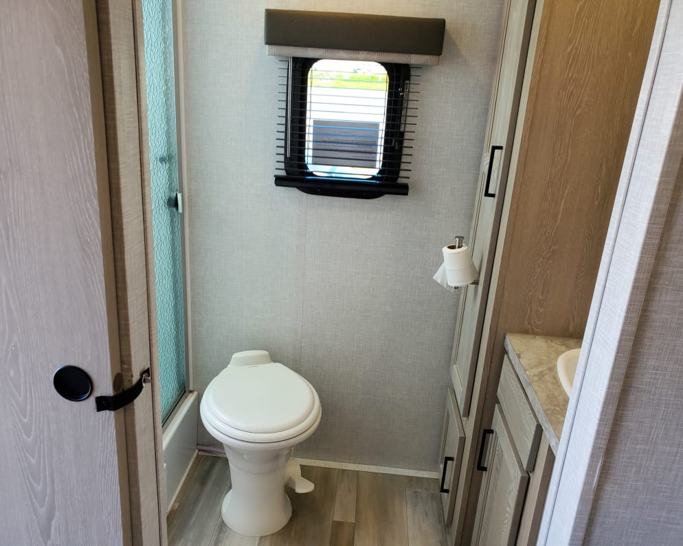 2021 Forest River Rockwood Ultra Lite Travel Trailer for rent in Yakima Washington